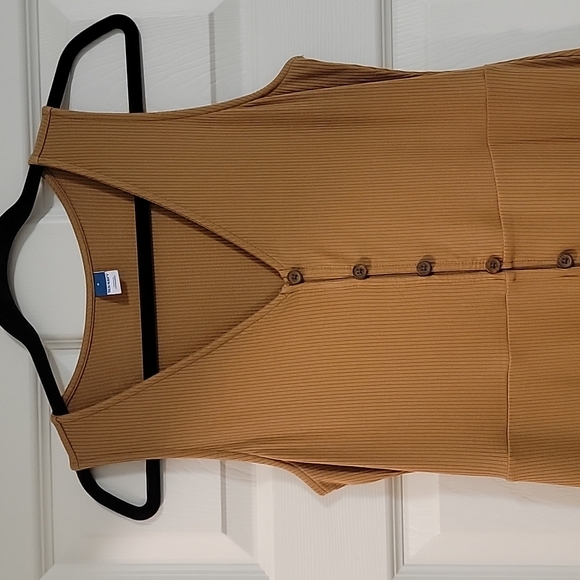 Dress - Picture 5 of 7